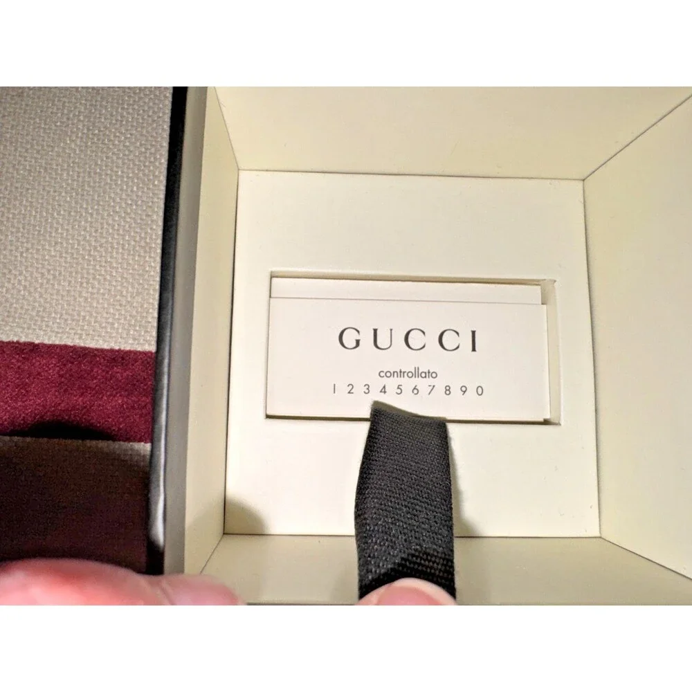 GUCCI TRADEMARK LOGO .925 STERLING SILVER ROUND TAG CHARM Bracelet - Picture 4 of 8